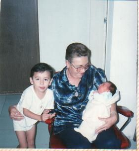 Abuelita Carola y Gonzalín 1990