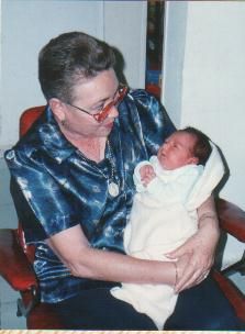 Abuelita y Carola Noviembre de 1990